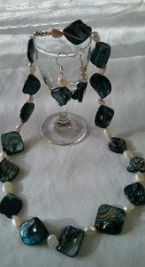 Shell/Pearl/STERLING SILVER Necklace/Earring Set